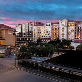 Manila Marriott Hotel at Newport World Resorts