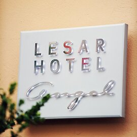 Lesar Hotel Angel