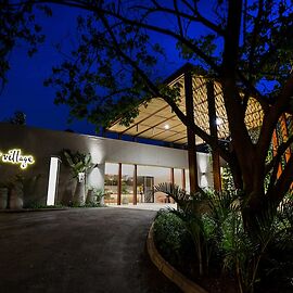 Le Petit Village Hotel & Spa