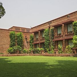 Faisalabad Serena Hotel