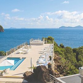 LA Vue Boutique Hotel & Beach Club