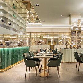 The Emerald House Lisbon, Curio Collection By Hilton