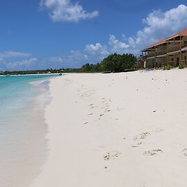 Rendezvous Bay Hotel