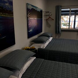 Island Hopper Hotel
