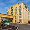 La Quinta Inn & Suites by Wyndham Garden City