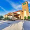 La Quinta Inn & Suites by Wyndham Houston Hobby Airport