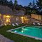 Traditional Cave House With Swimming Pool Near to City Center. Cueva d