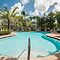 Coral Villa by Avantstay Close 2 DT Key West Shared Pool & Patio!