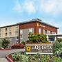 La Quinta Inn & Suites by Wyndham San Francisco Airport N