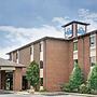 Days Inn & Suites by Wyndham Hickory