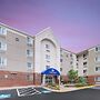 Candlewood Suites Herndon, an IHG Hotel