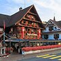 Chalet Hotel Lodge - Swiss-Chalet Merlischachen