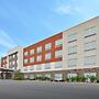 Holiday Inn Express & Suites Parkersburg East, an IHG Hotel