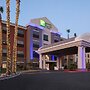Holiday Inn Express & Suites Yuma, an IHG Hotel