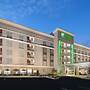 Holiday Inn Hotel and Suites Arden - Asheville Airport, an IHG Hotel