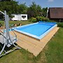Beautiful Holiday Home With Pool in a Well-kept Garden, Near Prague