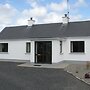 Beautiful 3-bed House in Knock