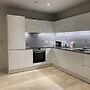 Immaculate 1-bed Condo in Royal Wharf London