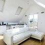 Beautiful 2-bed Unique Loft Apartment in Beckenham