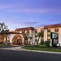 Embassy Suites by Hilton Scottsdale Resort