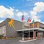 La Quinta Inn & Suites by Wyndham Seattle Federal Way