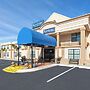 Travelodge by Wyndham Perry National Fairgrounds Area I-75