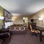 Super 8 by Wyndham Perrysburg/Toledo