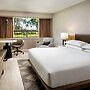 Sheraton Montreal Airport Hotel