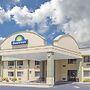 Days Inn by Wyndham Portage