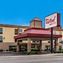 Red Roof Inn & Suites Columbus - West Broad