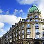 Hotel Carlton