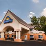 Days Inn by Wyndham Milan Sandusky South