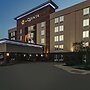 La Quinta Inn & Suites by Wyndham Cleveland Airport West