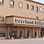 Days Inn & Suites by Wyndham Sault Ste. Marie ON