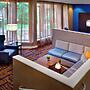 Courtyard By Marriott Hartford/Windsor Airport
