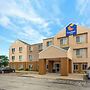 Comfort Inn & Suites Green Bay Stadium Area