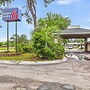 Motel 6 Summerville, SC – Azalea Square