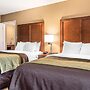 Comfort Inn & Suites Piqua-Near Troy-I75