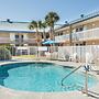 Days Inn by Wyndham Adel I-75
