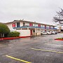 OYO Hotel Wichita Falls I-44 at Maurine St