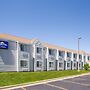 Microtel Inn by Wyndham Janesville