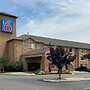 Motel 6 Indianapolis, IN - Airport