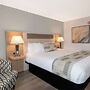 Coast Abbotsford Hotel & Suites