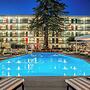 Hotel Paradox, Autograph Collection