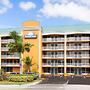 Days Inn by Wyndham Fort Lauderdale-Oakland Park Airport N