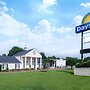 Days Inn by Wyndham Natchez