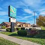 Quality Inn Carbondale University area