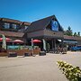 Sea to Sky Hotel & Conference Centre