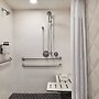 Crowne Plaza Louisville Airport Expo Ctr by IHG