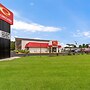 Econo Lodge North